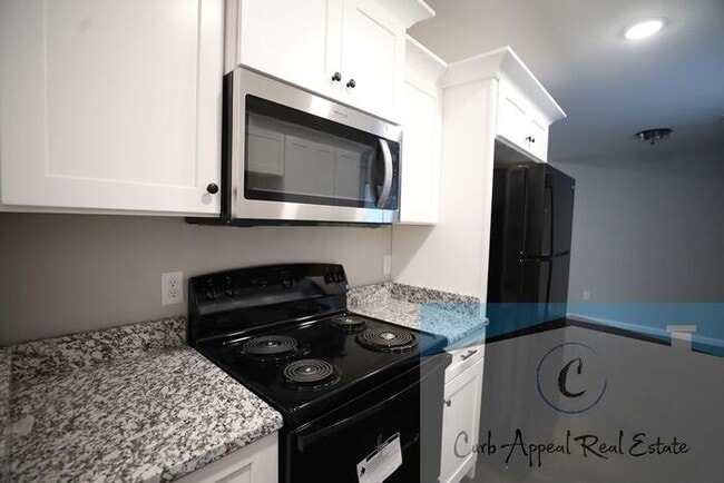 Building Photo - Move in special $850!! New construction, beautiful 3 bed / 2 bath home - Brookland!