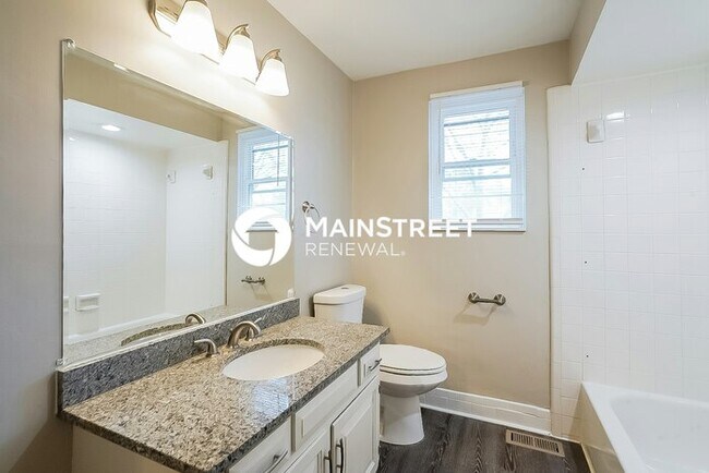 Building Photo - 5 Bedroom Pet-Friendly Home in NASHVILLE, ...