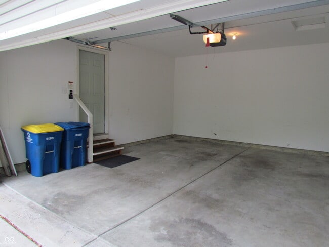 Building Photo - 12468 Brookline St