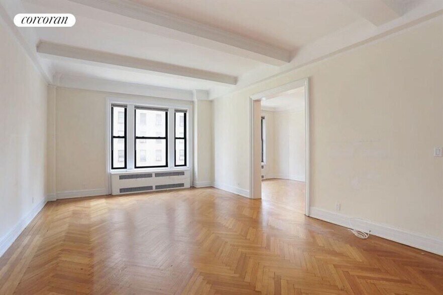 Primary Photo - 525 W End Ave