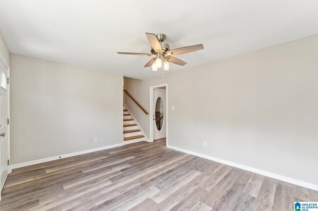 Building Photo - 1404 4th Pl NW