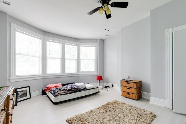 Building Photo - 3151 Moody Ave