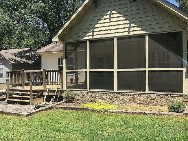 Building Photo - 3507 Aggie Rd