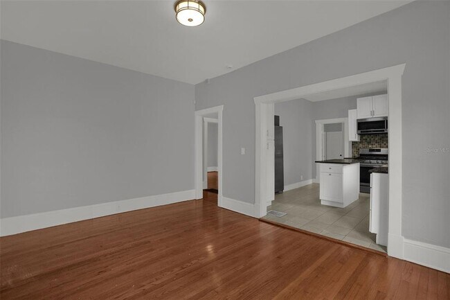 Building Photo - 1629 Ferris Ave