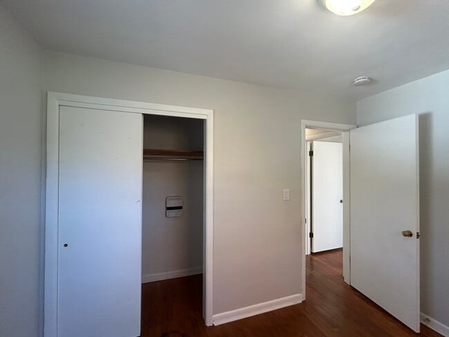 Building Photo - 4090 Old Vincennes Rd