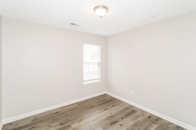 Building Photo - 5871 Carrel Cove