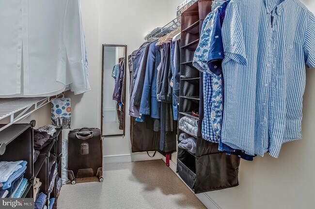 Building Photo - 631 D St NW