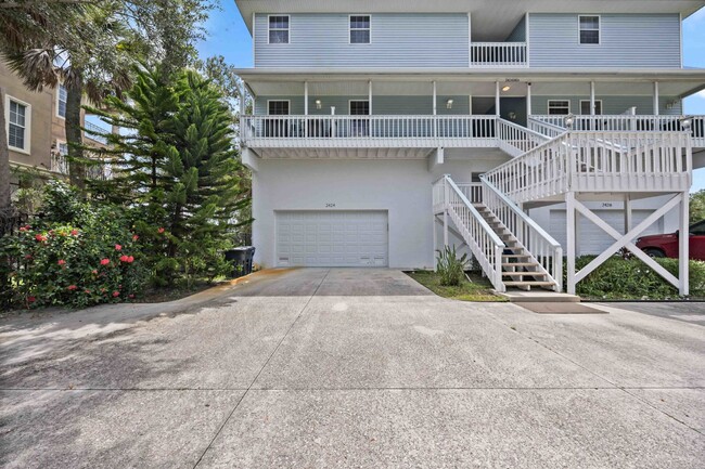 Primary Photo - "Spacious 3-Bedroom Townhouse with Granite...