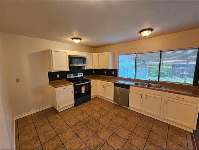 Building Photo - 6417 Casa Vista Dr