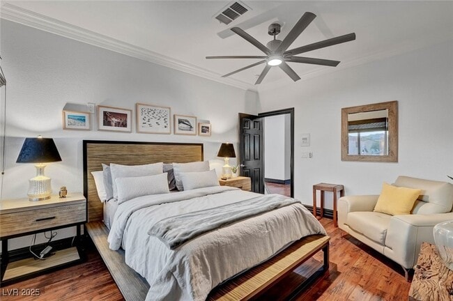 Building Photo - 9593 Los Cotos Ct