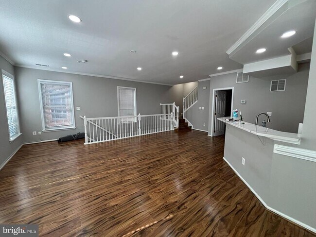 Building Photo - 4649 Red Admiral Way