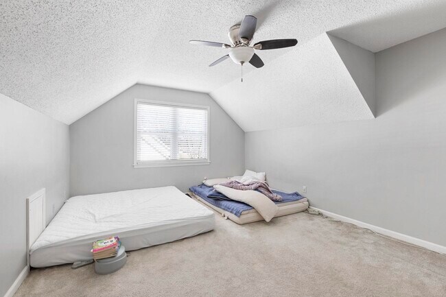 Building Photo - 461 Dove Valley Rd