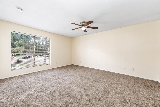 Building Photo - 14515 Wunderlich Dr