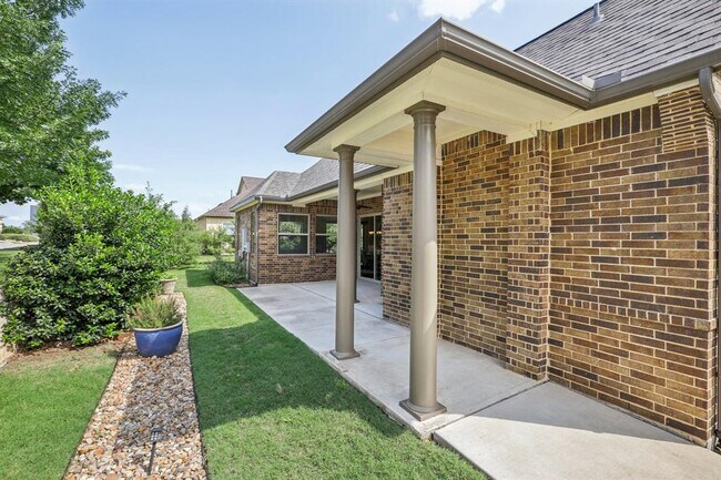 Building Photo - 124 Dreaming Plum Ln