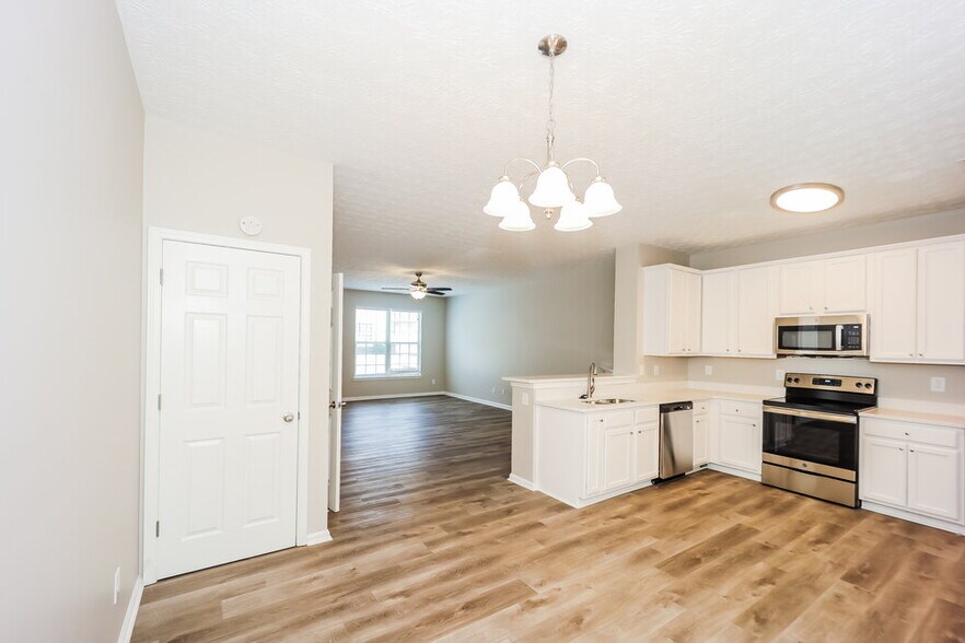 Building Photo - 4115 Stone Trace Dr