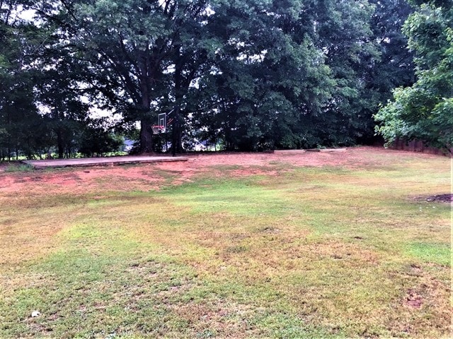 Building Photo - 402 River Summit Dr