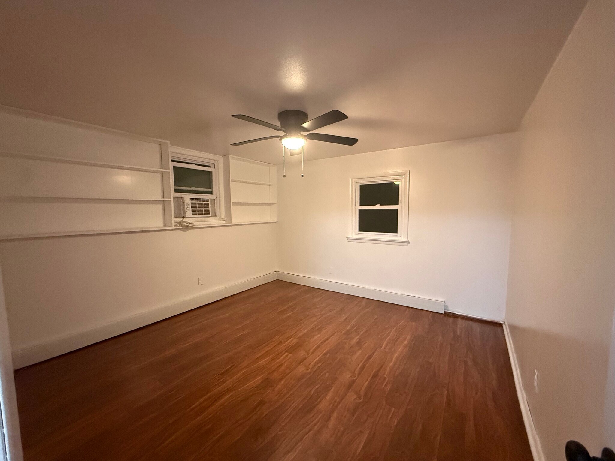 Building Photo - 7 Charles St