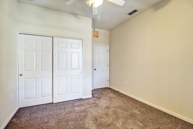 Building Photo - 2719 Portchester Ct