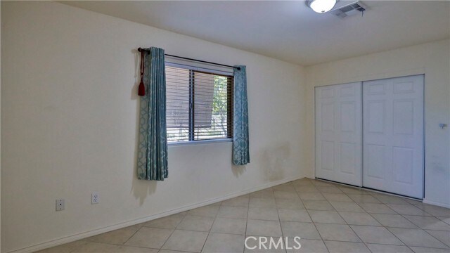 Building Photo - 1712 S Fern Ave