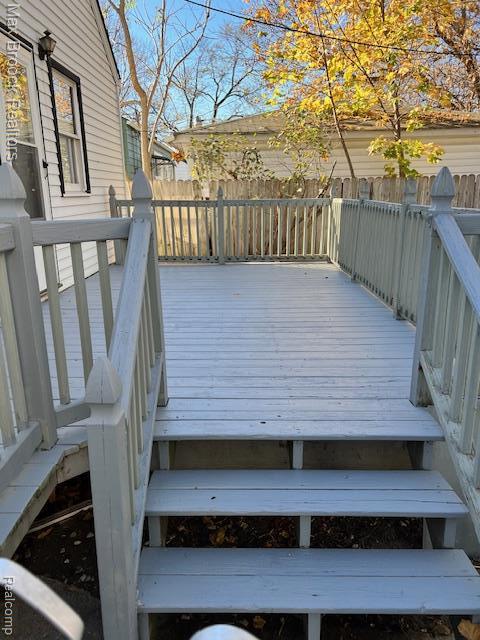 Building Photo - 727 E Madge Ave