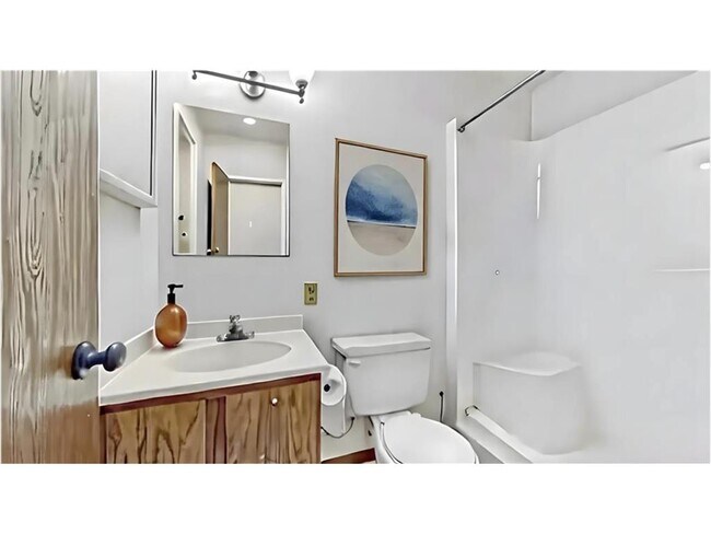 Building Photo - 2509 Cedar Hills Dr
