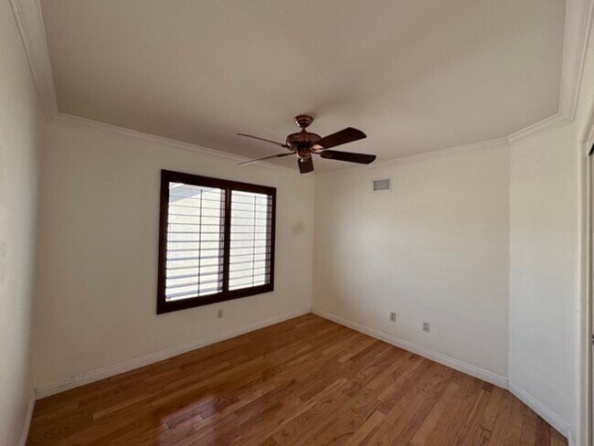 Building Photo - Beautiful Corona Pool Home with 4 bedroom ...