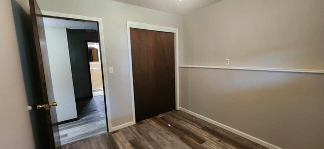 Building Photo - Spacious Home for Rent!