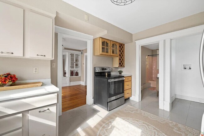 Building Photo - 231 Quincy St