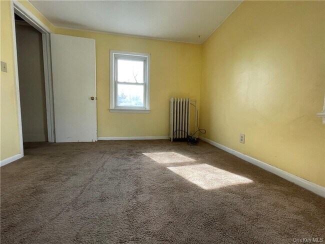 Building Photo - 10 Murray Ave