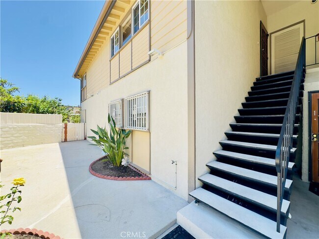 Building Photo - 18556 Community St
