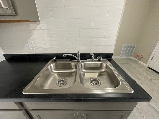 Building Photo - 2030-36 Tennessee St