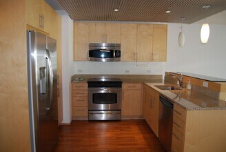 Building Photo - 1 BR 1 BA Condo in The Montage