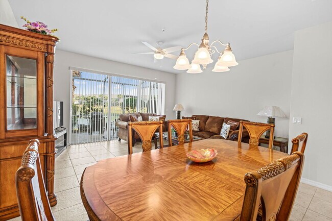 Building Photo - Verona Point Townhome for annual rent