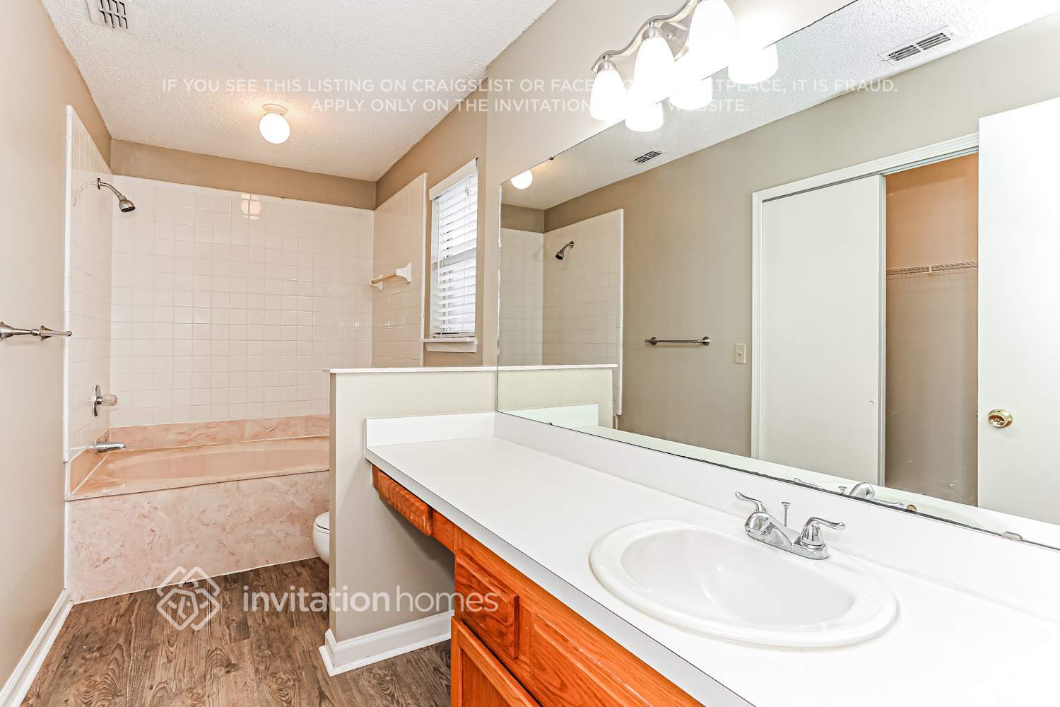 Building Photo - 2094 St Martins Dr W