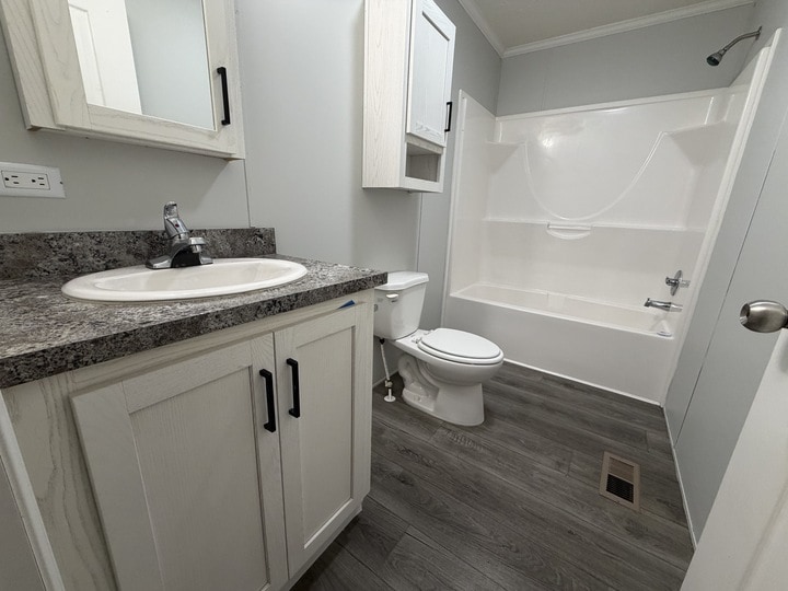 Building Photo - 38062 St Tropez Dr