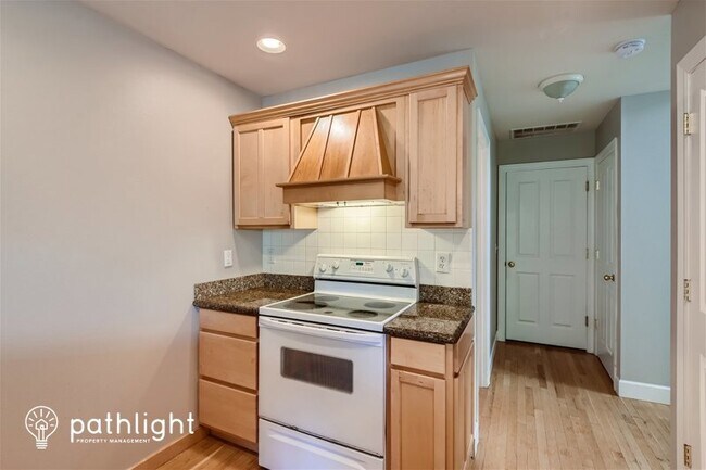 Building Photo - 3420 91 Street SE