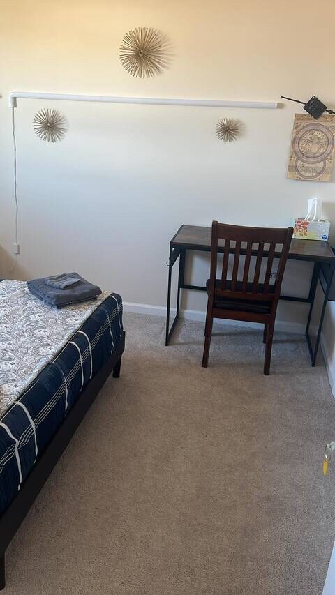 Building Photo - Room in House on Justice Union Ct