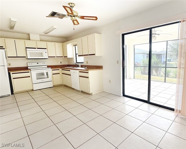 Building Photo - 699 110th Ave N