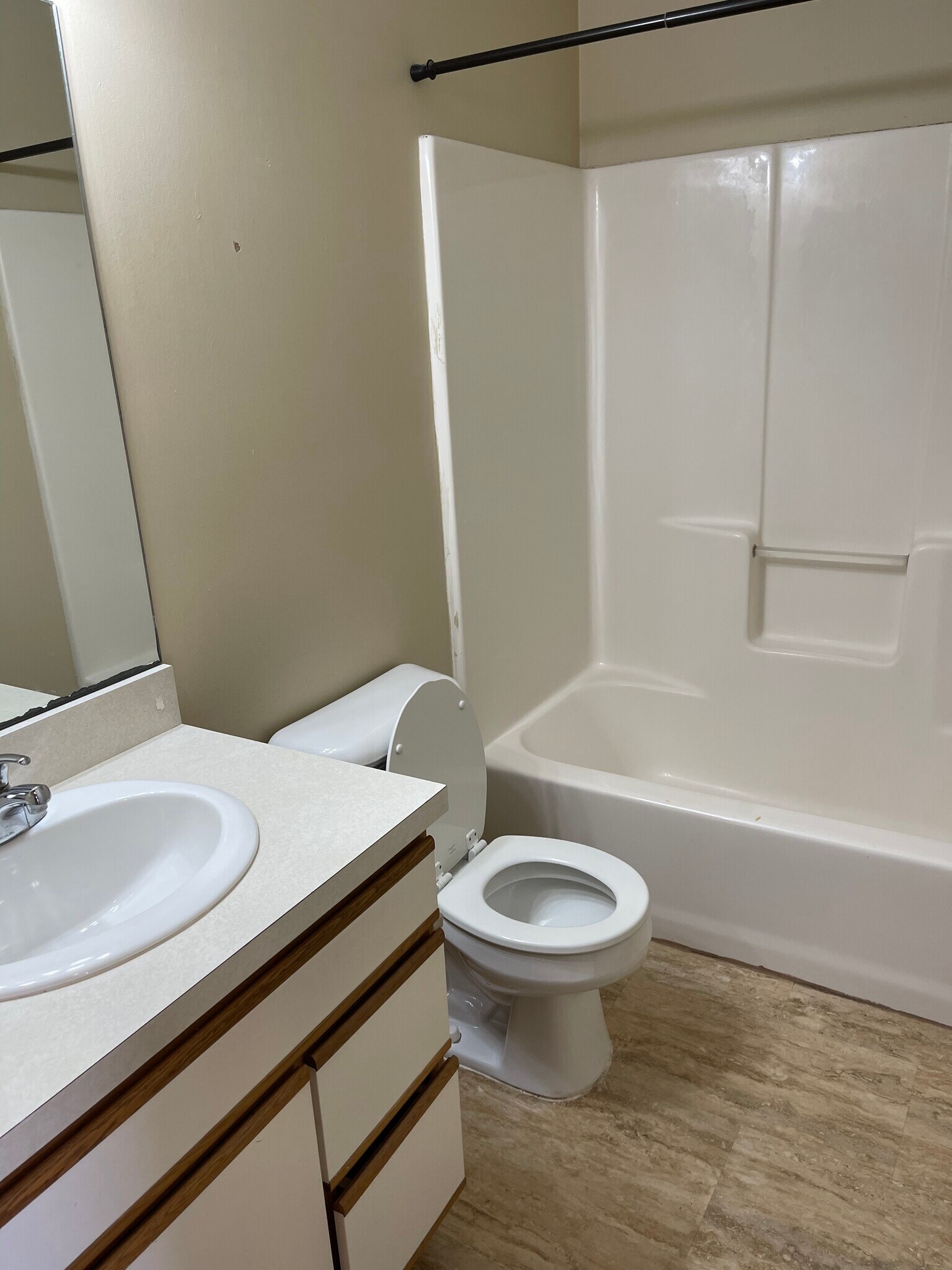 Building Photo - 3758 W Water St