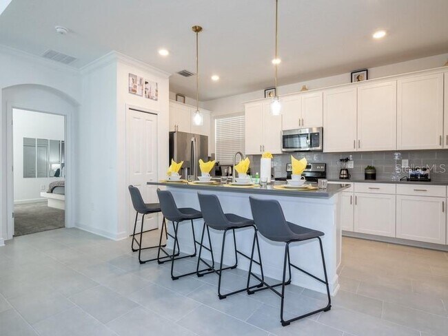 Building Photo - 8956 Takeaway Wy