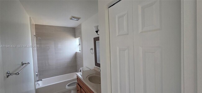 Building Photo - 15238 SW 58th Terrace