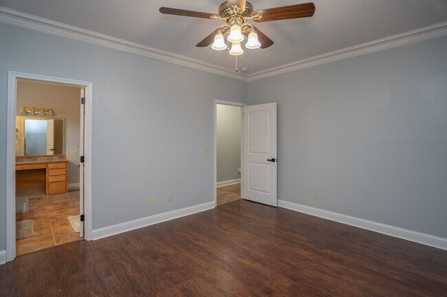 Building Photo - 12907 Arthur Ln