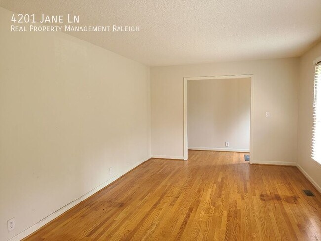 Building Photo - 4201 Jane Ln