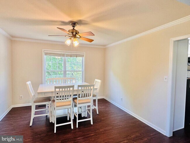 Building Photo - 5 Averil Ct