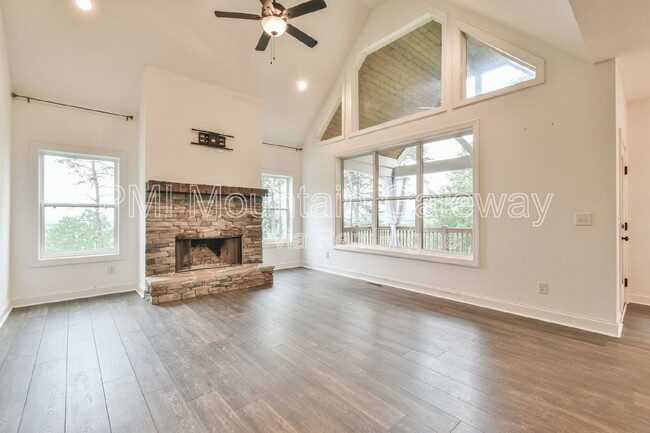 Building Photo - 13765 GA-136