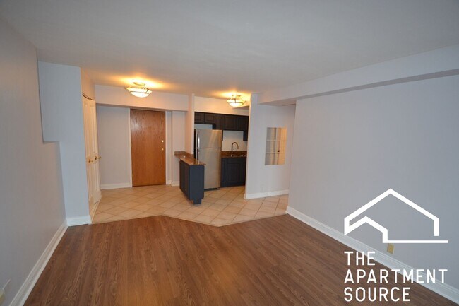 Building Photo - 4180 N Marine Dr