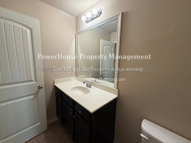 Building Photo - 1045 Township Cir