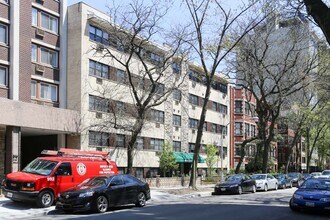 Building Photo - 503 W Briar Pl