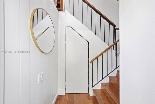 Building Photo - 6704 SW 114th Pl