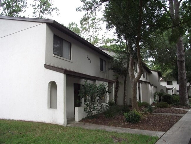 Building Photo - 2635 SW 35th Pl
